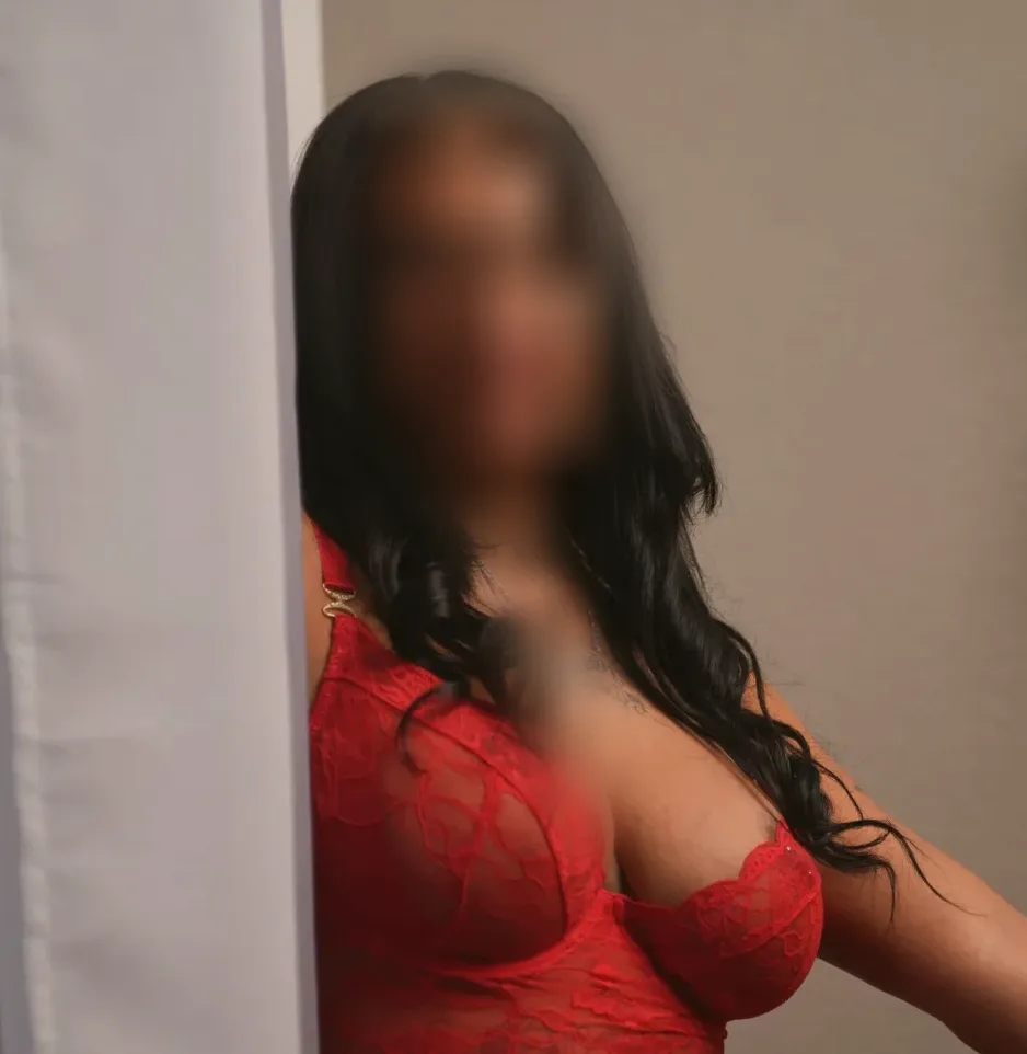 Alina, 38